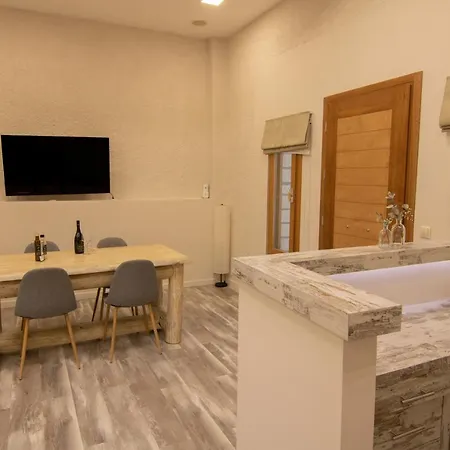 アパート The Mountain House - Authentic Cretan Hideaway - Breathtaking And Nature Views